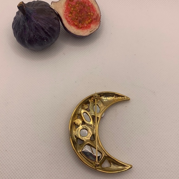 Vintage 90’s Half Moon Brooch - Picture 2 of 3